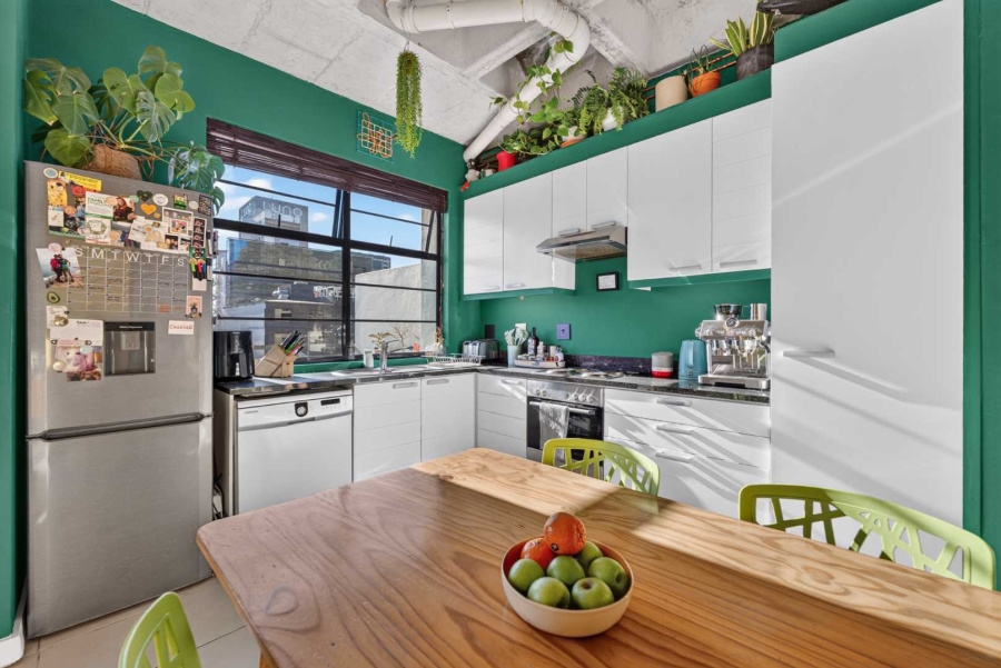 2 Bedroom Property for Sale in Cape Town City Centre Western Cape